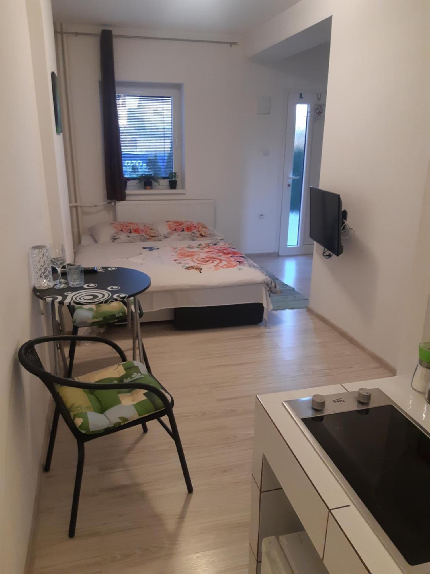 Apartment Pharamis Bešeňová Extérieur photo