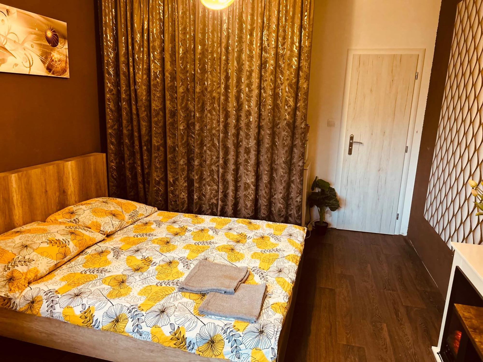 Apartment Pharamis Bešeňová Extérieur photo
