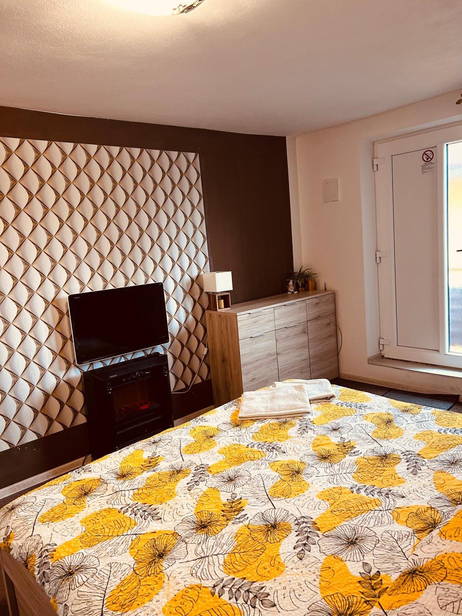 Apartment Pharamis Bešeňová Extérieur photo