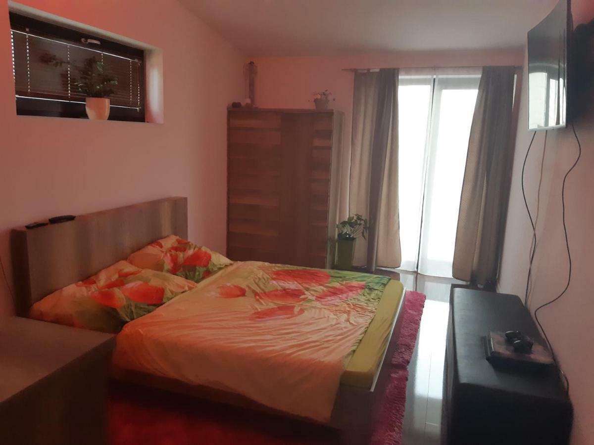Apartment Pharamis Bešeňová Extérieur photo
